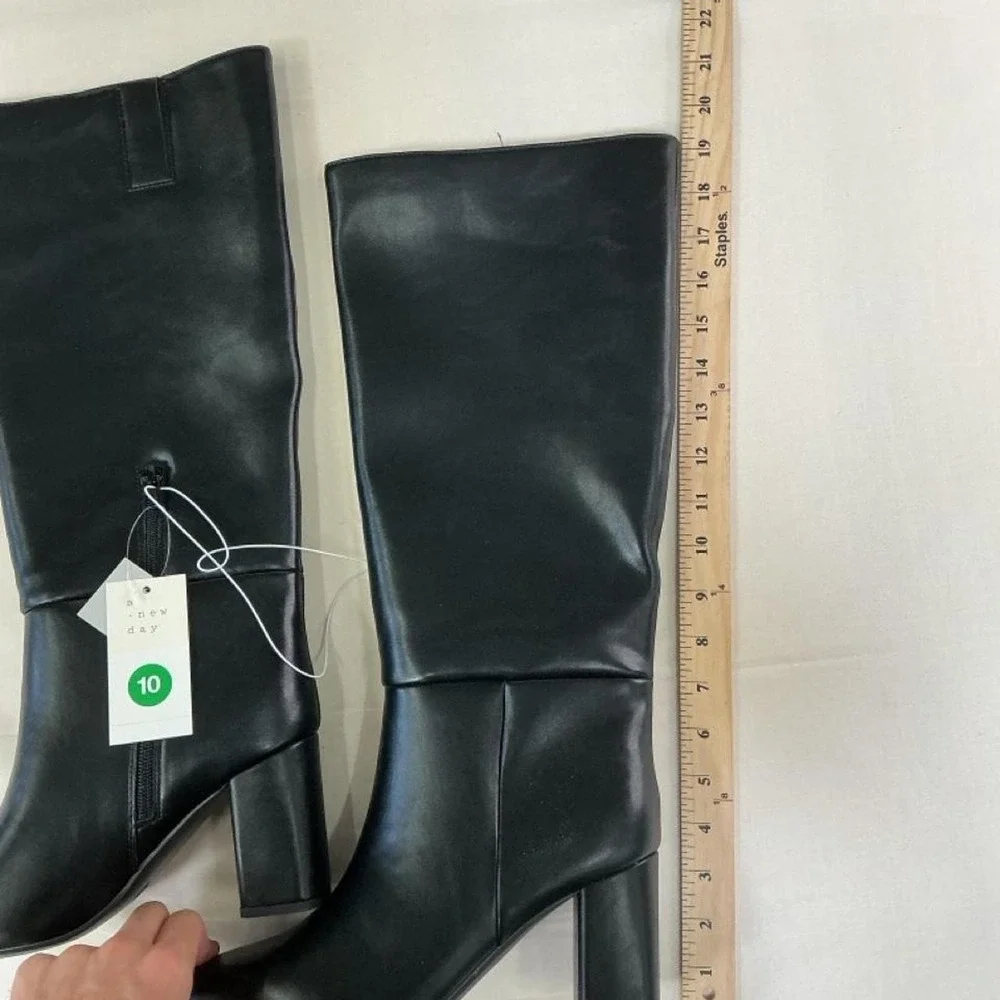 Brand‎ new with tags boots